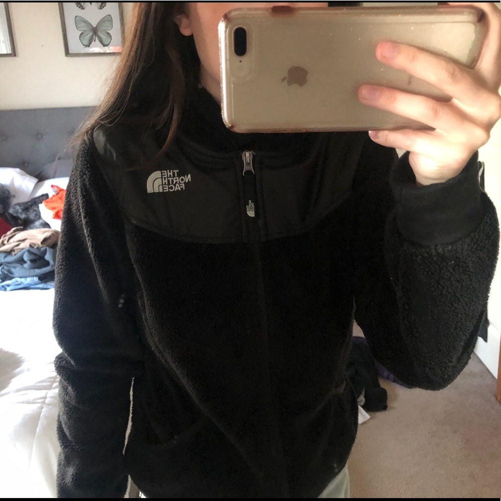 BLACK NORTH FACE JACKET